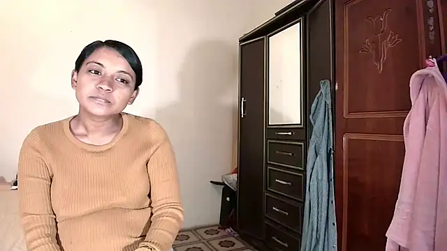 indiansweetflava live cam on StripChat