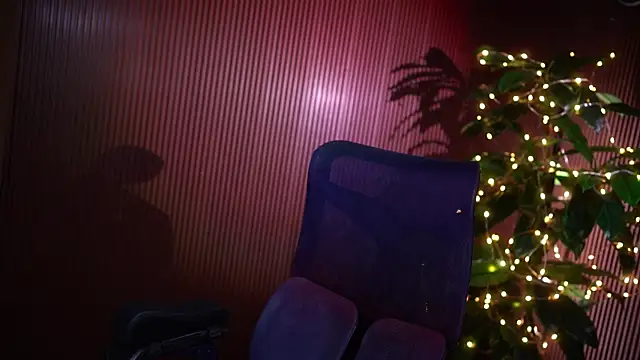 xxforyoureyesonlyxx webcam