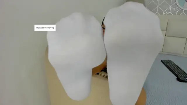 naia_cox webcam