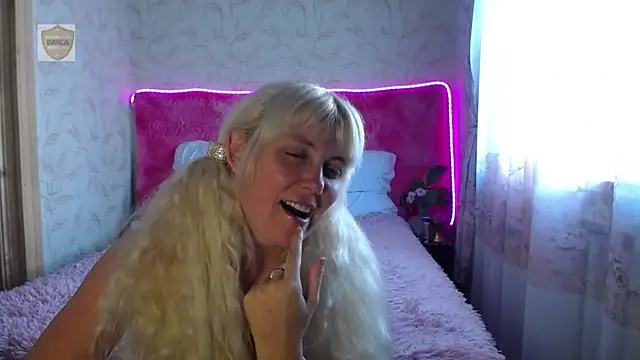 SunnySylvia webcam