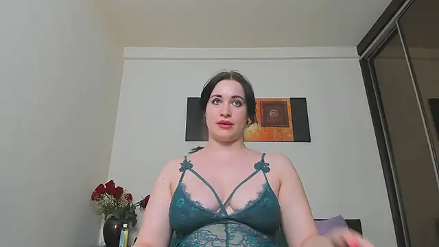 GoldenLunaa webcam