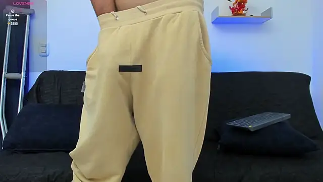 heteros_curious webcam