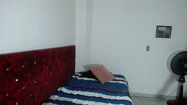Angel__Dreams webcam
