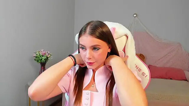 EricaFoxes webcam