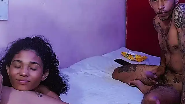 destroy_girls webcam