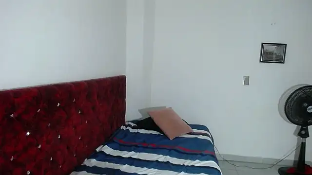 Angel__Dreams webcam