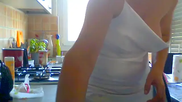 Alaska-perla live cam on StripChat