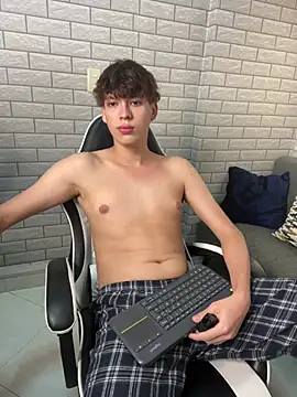 Nicola_hard webcam