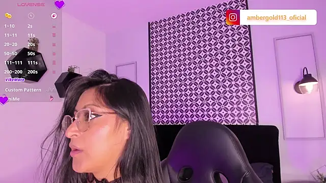 Amber_gold_ webcam