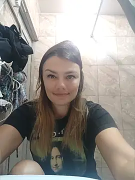 KrissSexi 🔊 free naked chat