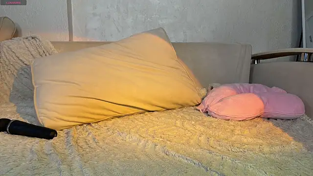 KittenFang webcam