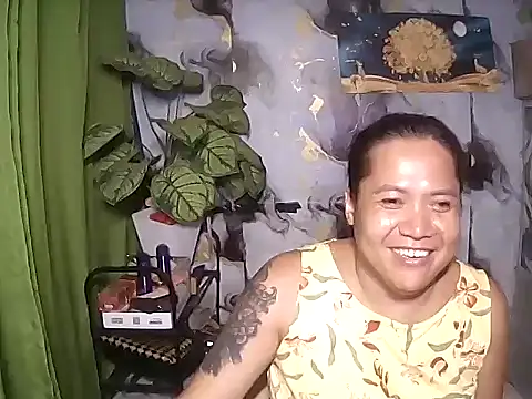 TabooSHOWgirl18 webcam