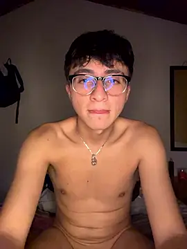CamiRojas_boy webcam