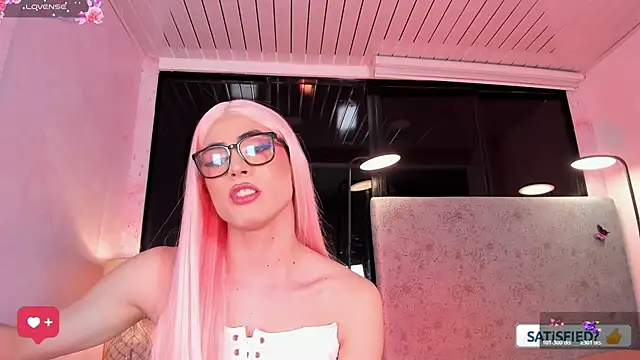 JESSI_NAOMI webcam