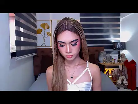 JuicyCockThea webcam