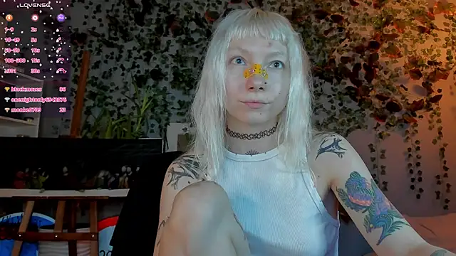 tattoo_art_baby live cam on StripChat