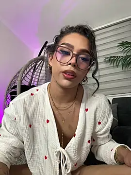 Samantha_Bernardo live cam