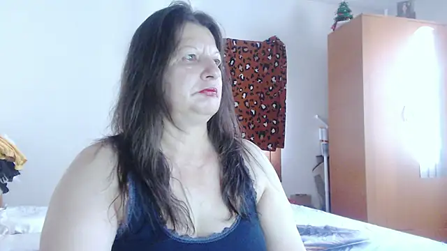 ExtasyMature webcam