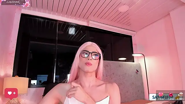 JESSI_NAOMI webcam
