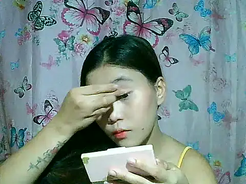 SexyAsianPussy4u webcam