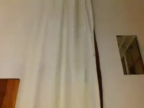 Goldy_petite webcam