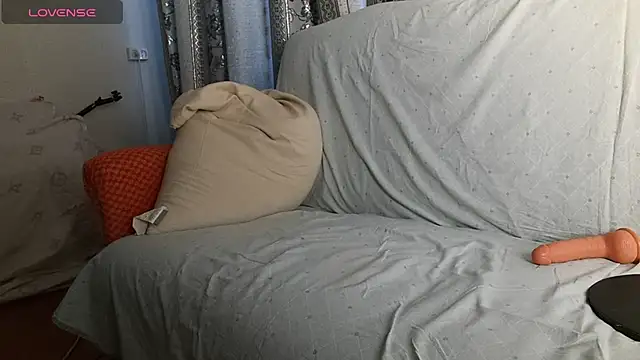 MissValday webcam