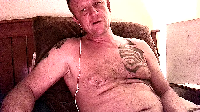 Yournaughty webcam