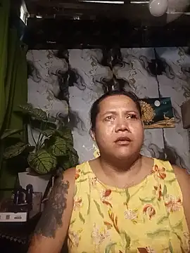 TabooSHOWgirl18 webcam