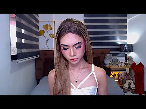 JuicyCockThea webcam