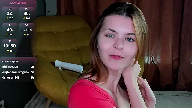 LeyaBloom webcam