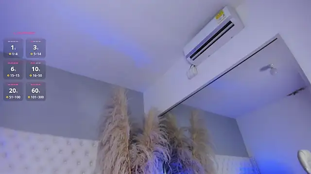sara_frost webcam