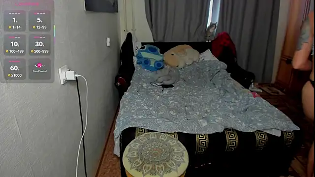 monica__elder webcam