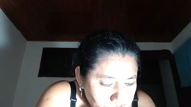adrixxx38 webcam