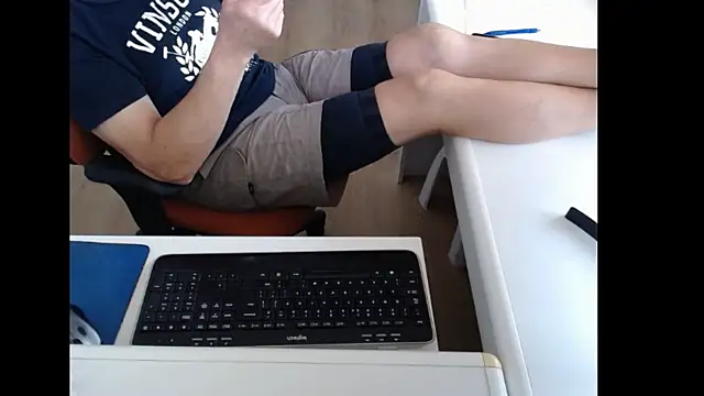 dutchpornking live cam on StripChat