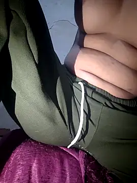 Itsraniarti webcam