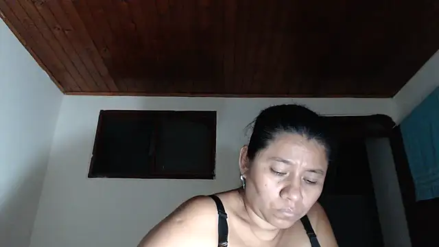 adrixxx38 webcam