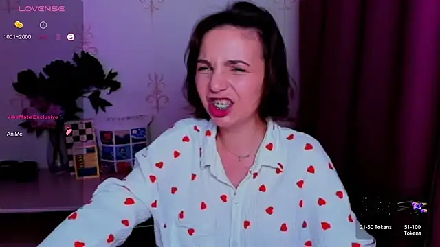 KindHazelHere_ webcam