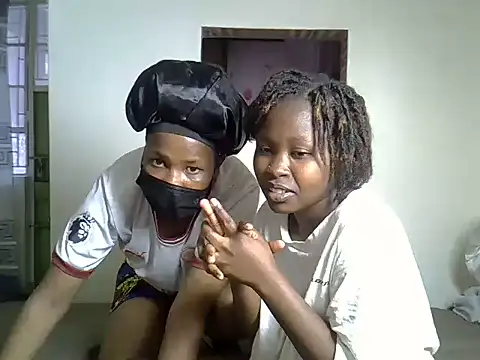 Prettyabiez webcam