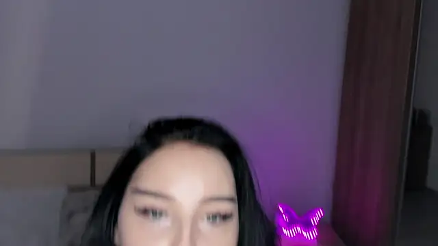 ScarlettJakobs webcam