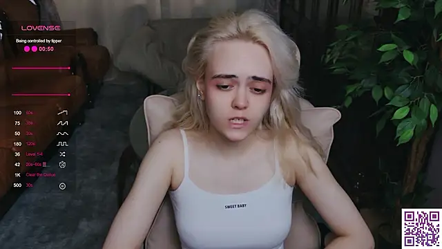 Oxcy_Secret webcam