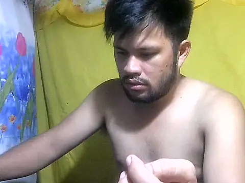 HairyHottestpinoyHandsome webcam