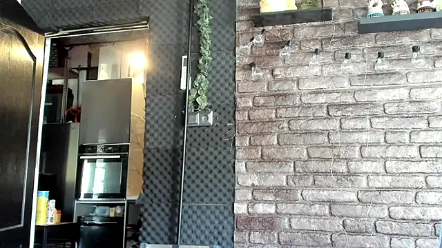 karo123421 - Karo123421's free webcam - UK Sex Cams