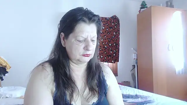 ExtasyMature webcam