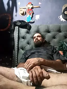 hairy_mannn webcam
