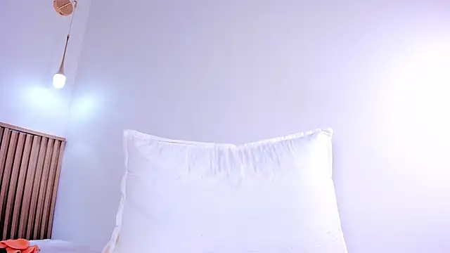 Sarita__Gomez webcam