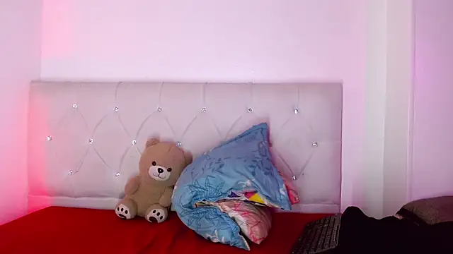 Angel_foxc13 webcam