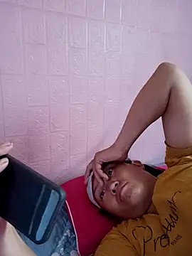 GinieBaby webcam