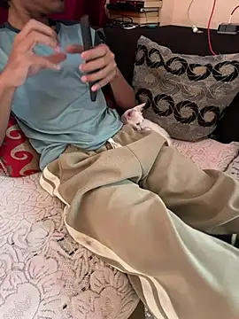 samyuthtwink - Samyuthtwink's free webcam - UK Sex Cams