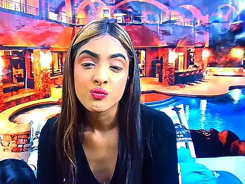 IndianPretty14u2Luv webcam