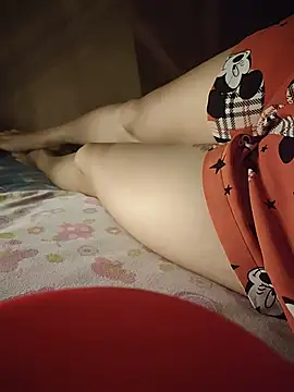 Miniatura della webcam live di -Tara-a con #girls, #hd e #mobile